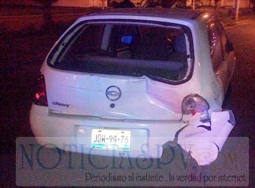 Borracho, Causó Daños en Vehículo y Domicilios