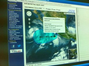 Douglas y Elida, Provocan Fuertes Lluvias Principalmente en Nayarit
