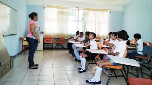 Regresan a Clases Alrededor de 38 mil Alumnos en Bahía