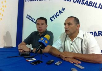 Legisladores y el PAN, Quemados por Encerrona de Federales con Taiboleras