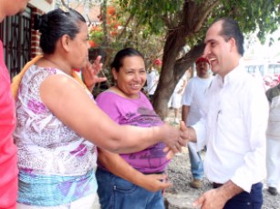Transformaremos a Bahía con más Apoyo a la Educación: José Gómez