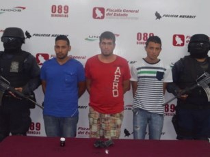 Detienen a “Narcomenudistas” con Dosis de “Cristal”
