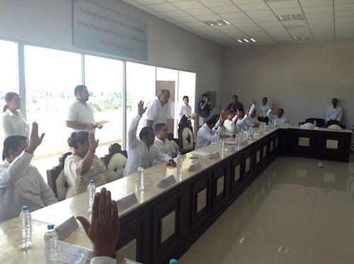 Rafael Cervantes entrega al Cabildo su III Informe de Gobierno