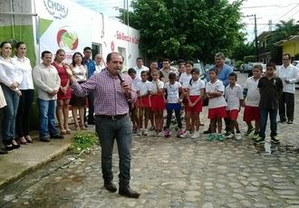 Reaperturan Biblioteca y Alcalde Anuncia Construcción de una Biblioteca Municipal