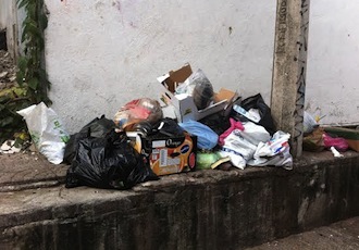 Regidor Admite Fallas Ciudadanas y en Recolección de Basura