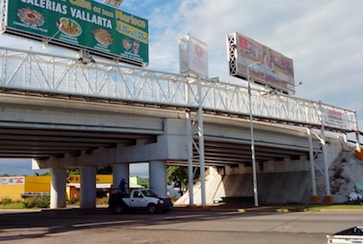 Insisten a José Gómez Cumpla Quite Espectaculares de Carretera 200