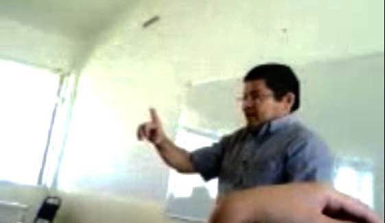 Denuncian a Director de Cobaej, por Manipular a Estudiantes