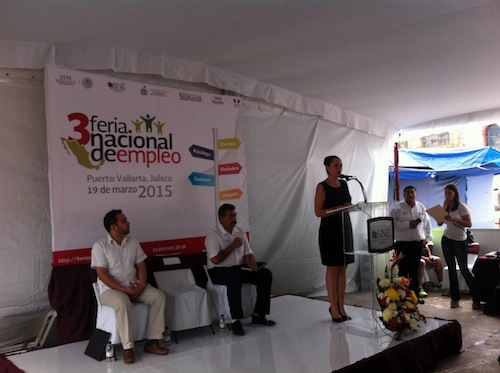 Deslucido arranque de la Feria del Empleo en El Pitillal