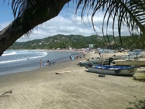 Se Quejan Turistas de Calles Polvosas y sucias de Sayulita