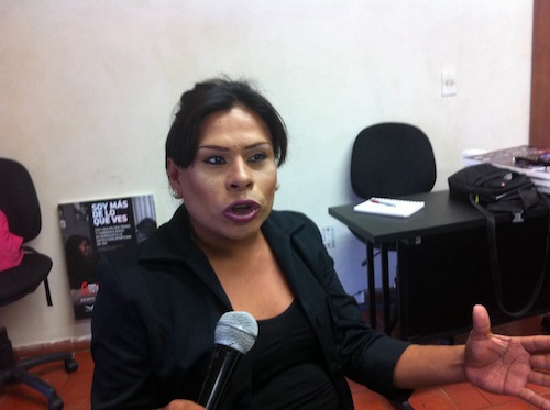 Transexuales Acosados Sexualmente por Policías, Ignorados por Candidatos