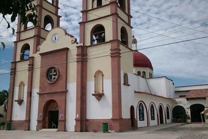 Exigen a José Gómez Respete los Colores de la Iglesia de San Juan de Abajo