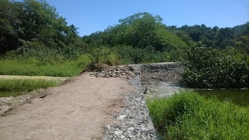 Busca ejido impedir demolición del bordo en Laguna de San Pancho