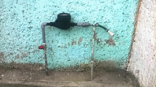 Roban Medidores de Agua Potable del OROMAPAS por sacar el Cobre