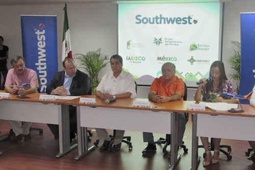 Dan Nayarit y Jalisco gran bienvenida a Southwest Airlines
