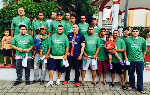 Entrega Héctor Santana Uniformes de Fútbol de Los Sauces, Coatante y Jarretaderas