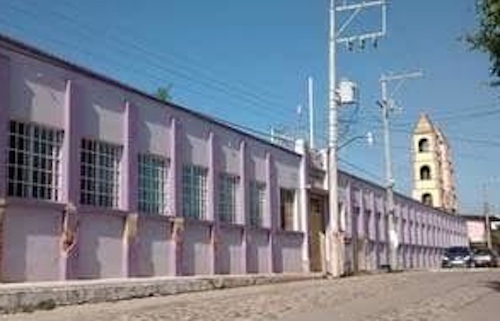 Nuevo Proyecto Pintar Fachada de Escuela con Colores Coloniales