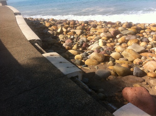 Cae a Pedazos Parte de la Estructura del Malecón de “Chava”