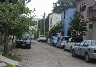 Calle de los Cuevas García, Única Arreglada, Lamentan Vecinos