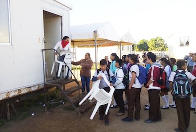 Padres de Familia Tomaron Edificio de la Secundaria La Misión