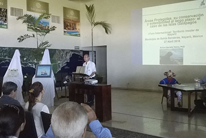 Sacuden Conciencias en Bahía Conferencistas de Medio Ambiente